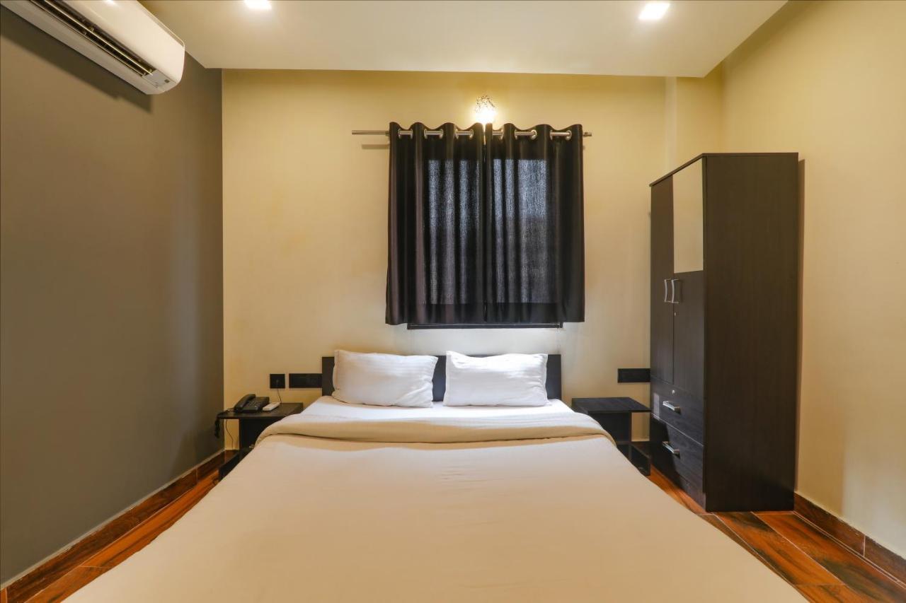 Fabexpress Lemon Grass Hotel Benares Buitenkant foto